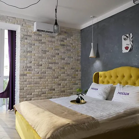 Apartamento Freedom In Center Kiev